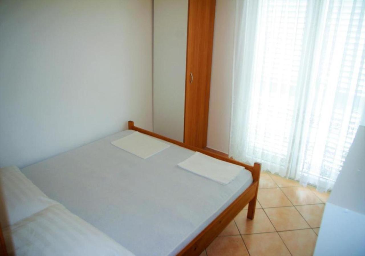 Ferienwohnung Gama Vir Exterior foto