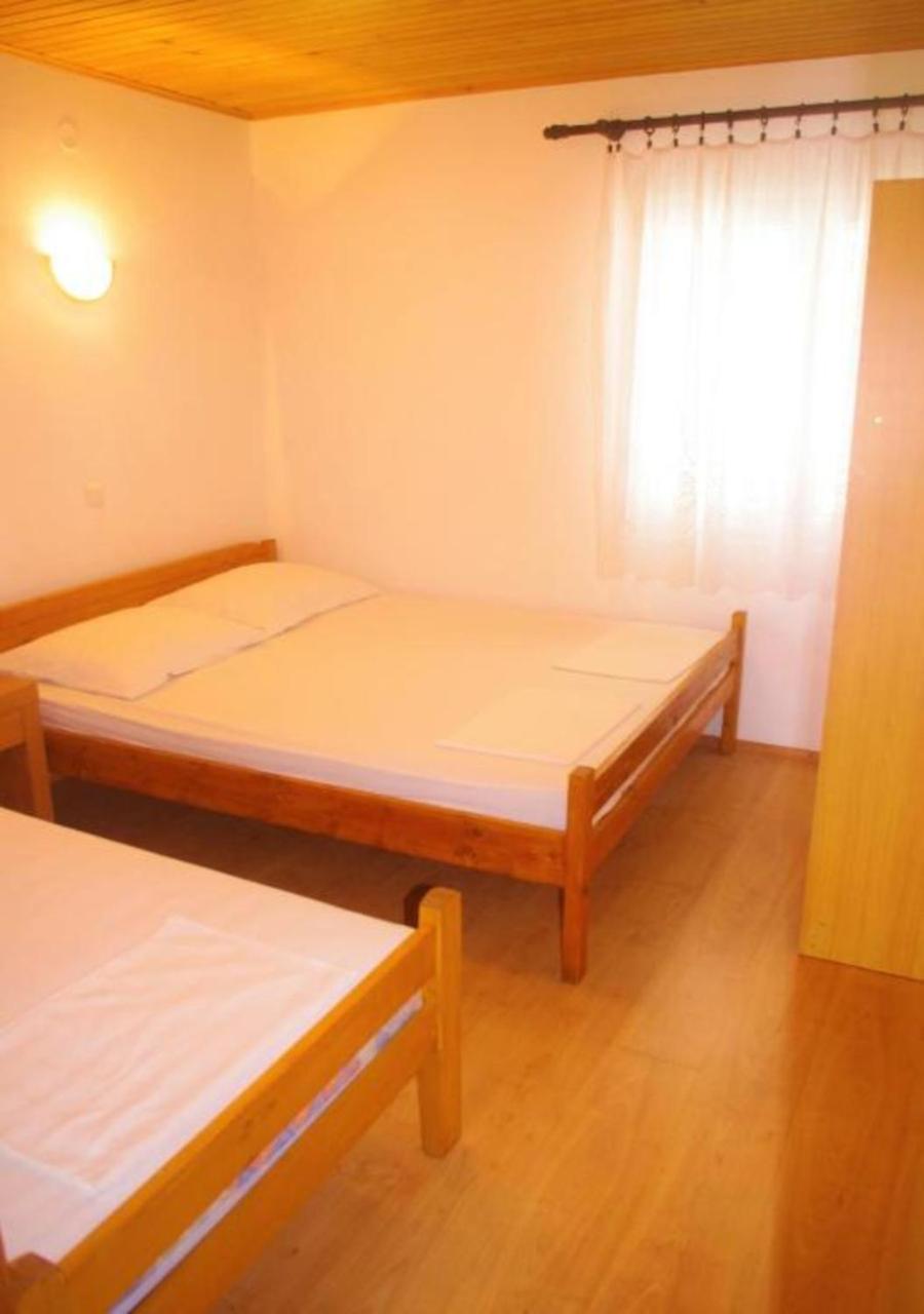 Ferienwohnung Gama Vir Exterior foto