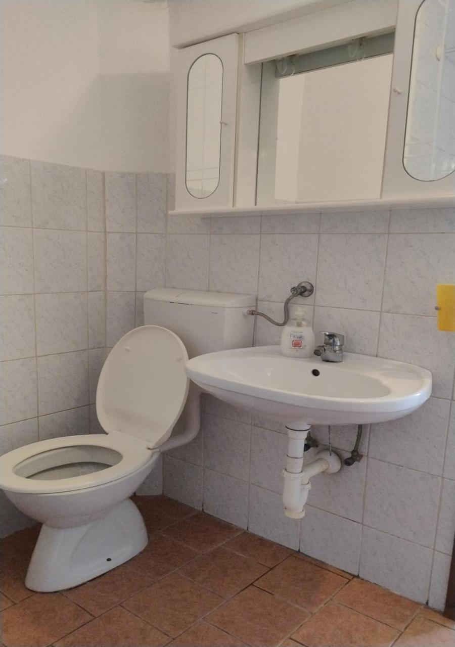 Ferienwohnung Gama Vir Exterior foto